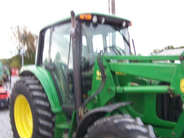 John Deere 6320 4x4 Cab Tractor with Loader - 7