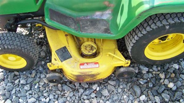 John Deere 316 Lawn & Garden Tractor, Front Hyd - 7