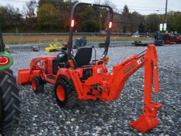 Kubota BX24 4x4 Compact Tractor Loader Backhoe - 4