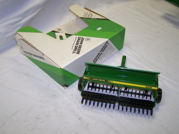 Ertl John Deere 452 Grain Drill for Toy Tractors