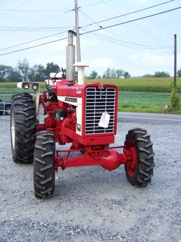 International 1206 4x4 Farm Tractor Restored - 2