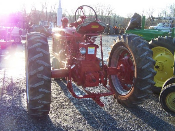 Farmall Super MTA Narrow Front Antique Tractor - 4