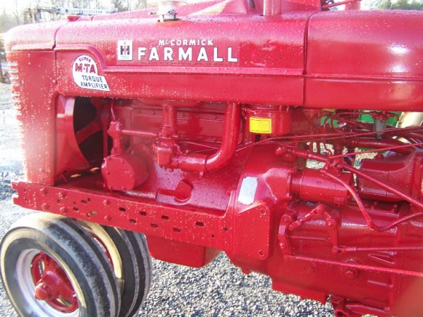 Farmall Super MTA Narrow Front Antique Tractor - 7