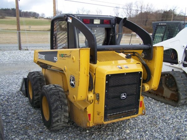 John Deere 325 Skid Steer Loader with OROPS - 4