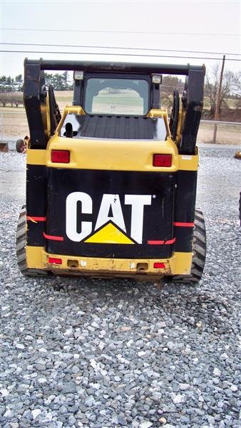 Caterpillar 252.B Skid Steer Loader with OROPS - 4