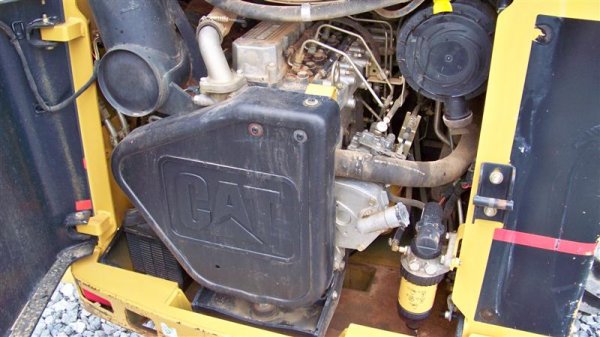 Caterpillar 252.B Skid Steer Loader with OROPS - 5