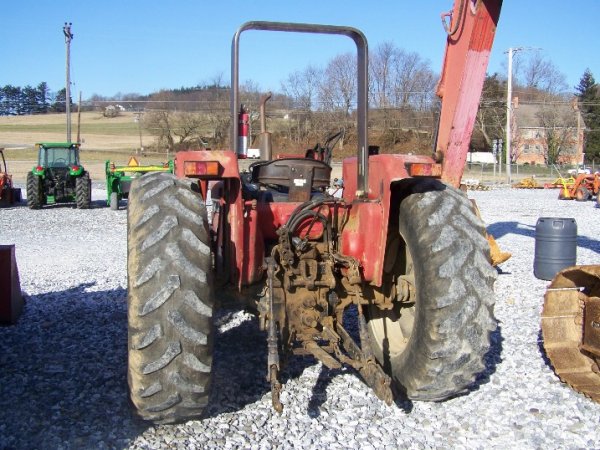 International 885 Farm Tractor with Loader - 4