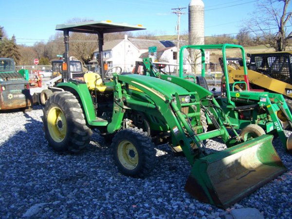 John Deere 4720 4x4 Compact Tractor with Loader: 2005 John Deere 4720 4x4 Compact Tractor with 400x Loader, eHydro, 1 Remote, 540 PTO, 3pt hitch and 17.5-24 Rear Tires. Serial #LVH4720H170357 This is a due not miss event, you will not believe the Qu