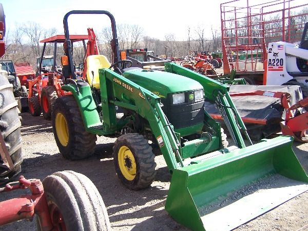 JOHN DEERE 4310 COMPACT TRACTOR 4X4 W/LOADER - 9