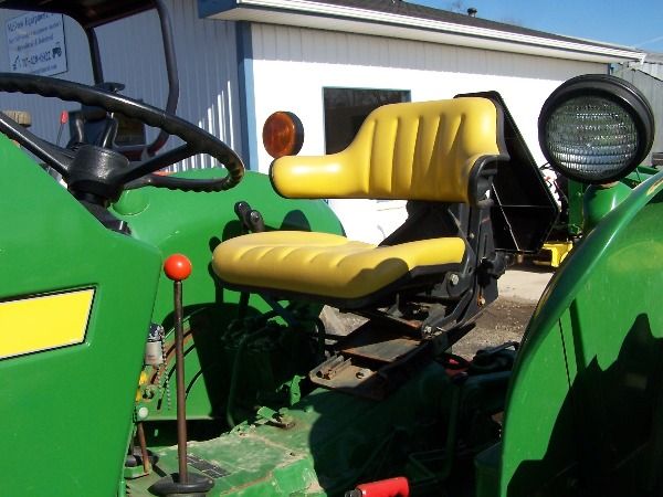 JOHN DEERE 2350 2wd w/2300 hours V-Nice tractor!! - 10