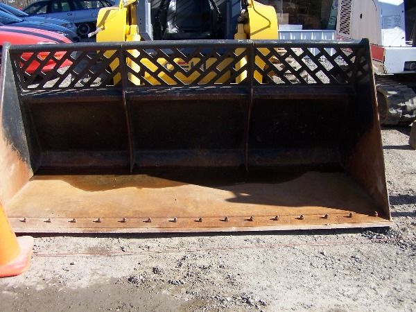 GEHL 7600 Skid Steer loader Like new bigger than Bo - 3
