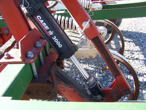 Glencoe 9 Shank Disc Chiesel for tractor Nice!!! - 8