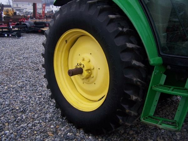 JOHN DEERE 6420 Tractor 4x4 w/ Cab, Power Quad - 4