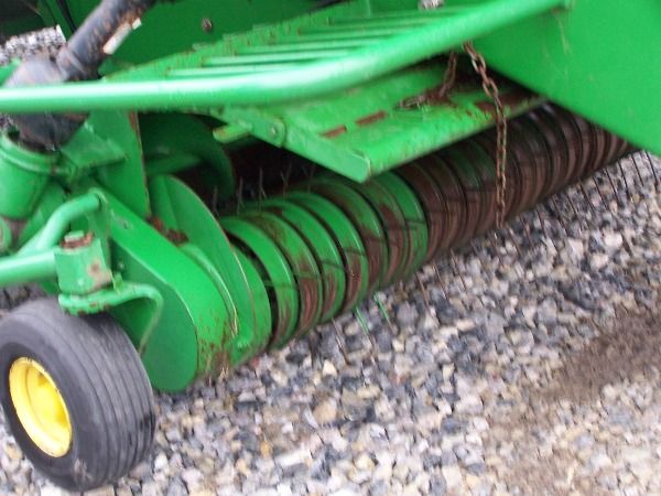 JOHN DEERE 100 Square Baler for tractor Nice!!! - 2