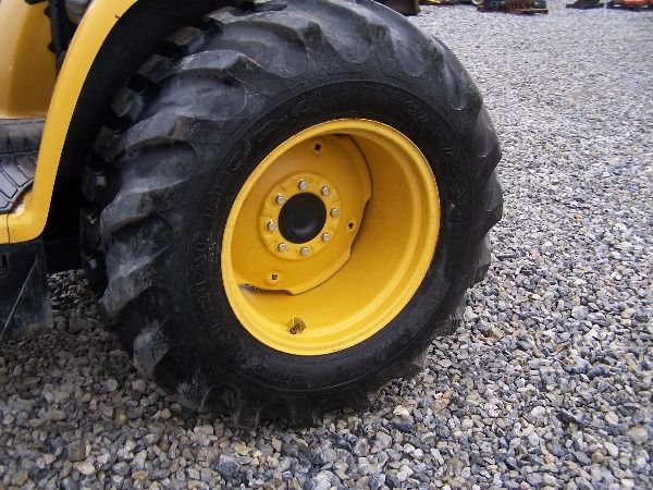 JOHN DEERE 110 Tractor Loader w/500 hours nice!!! - 7