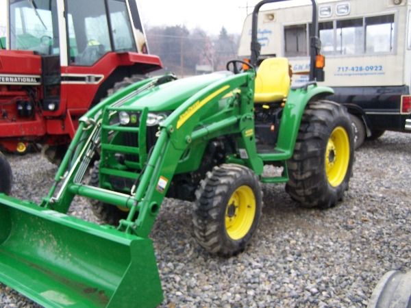 JOHN DEERE 4320 4x4 Compact Tractor w/ Loader 80 h - 5