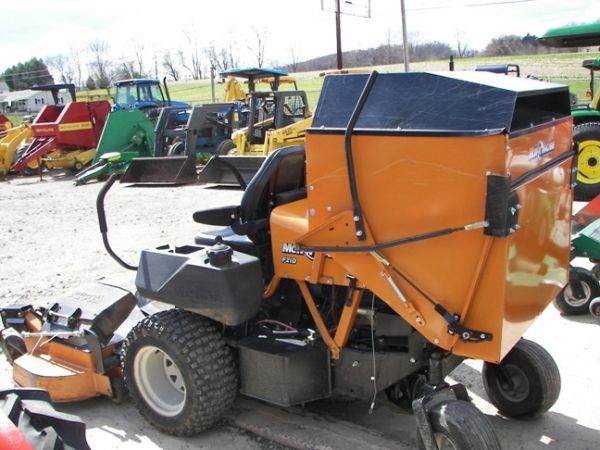 Like New Woods F21D Zero Turn Mower w/ Bagger!!! - 4