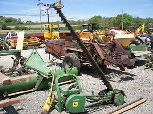 Very Nice Original John Deere 350 Sickle Bar Mower: Very Nice Original Mower. Lot#15605 All this equipment came in from a local farmer. It all appears to be good working equipment. He discontinued his farming and we are getting the chance to sell all h