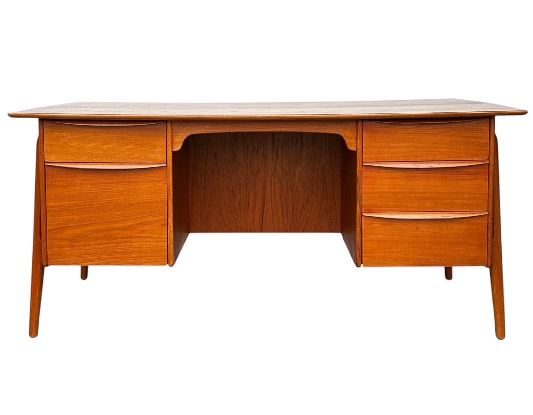Svend A. Madsen for Sigurd Hansen, Executive Teak Desk, Denmark (1 of 7)