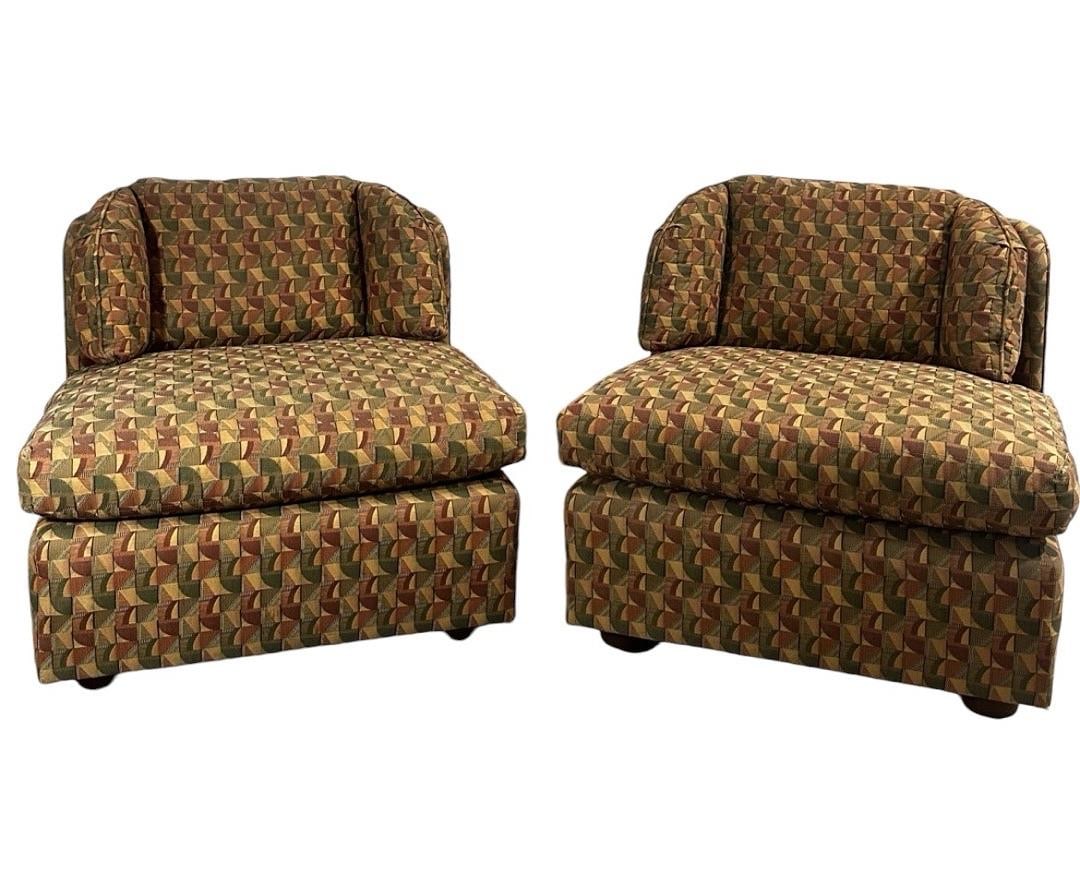 Henredon, Folio #500 Lounge Chairs, 1980s: Henredon, Folio #500 Lounge Chairs, 1980s. 32”L x 34”W x 27.75”H Seat: 18.5”H x 21.5”D