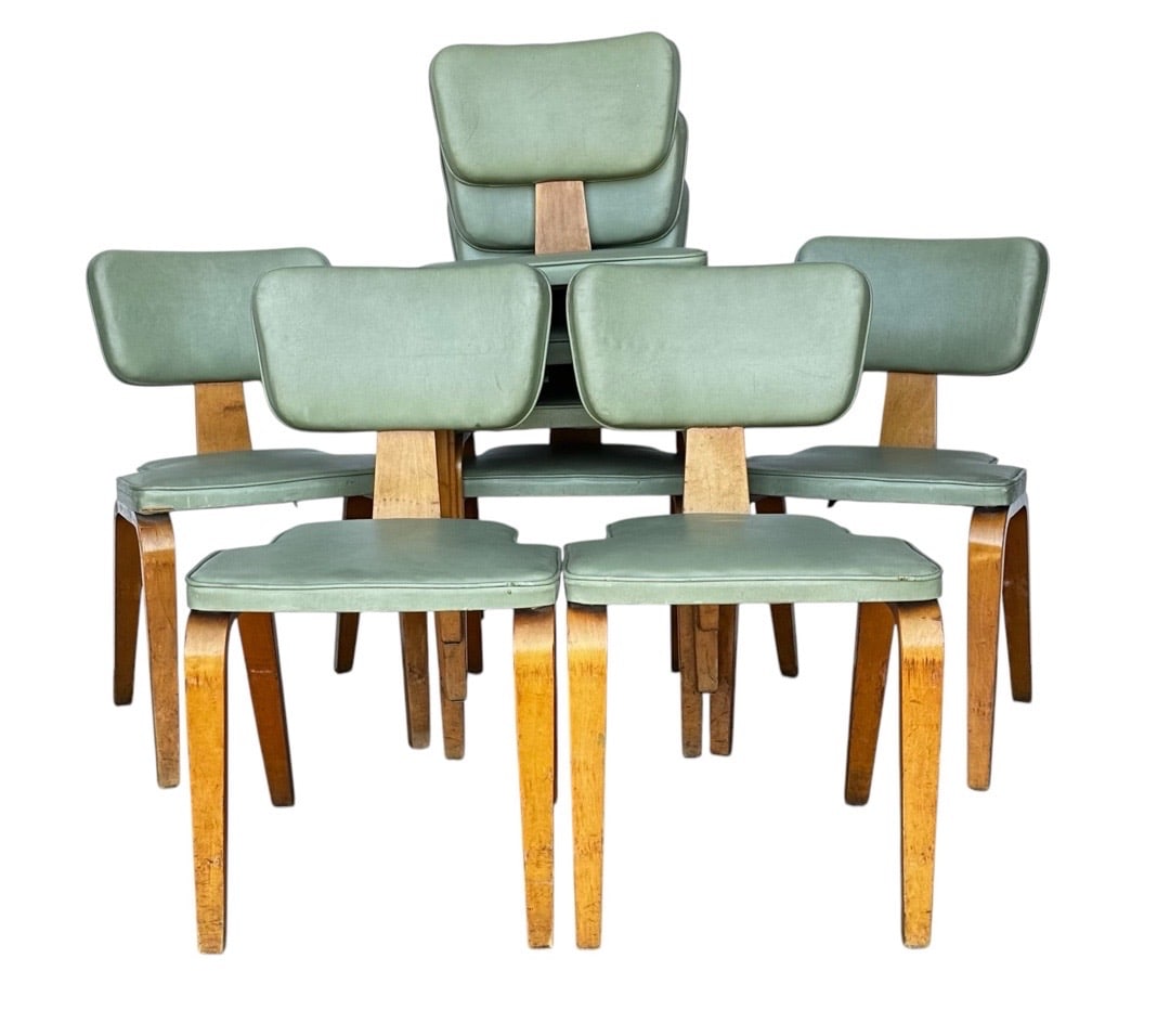 Thonet, Bentwood Chairs: Thonet, Bentwood Chairs. 30.5”H x 20.5”W x 19”D Seat: 18.5”H x 18”D