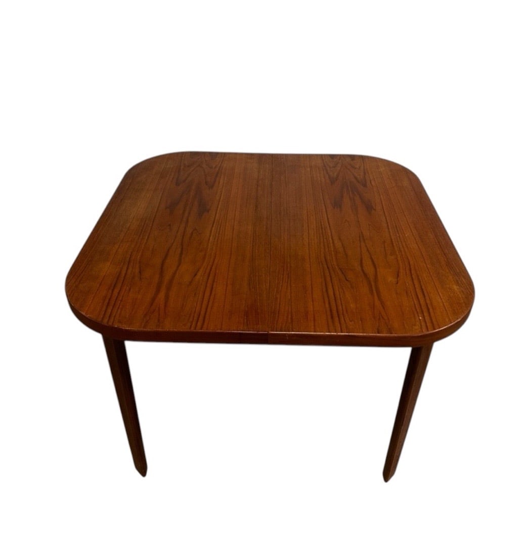 Scandinavian Walnut Dining Table, Sweden 1960s (1 of 4)