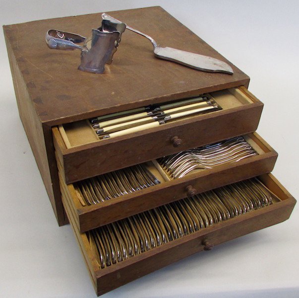 Henin and Cie Sterling Flatware Service (1 of 3)