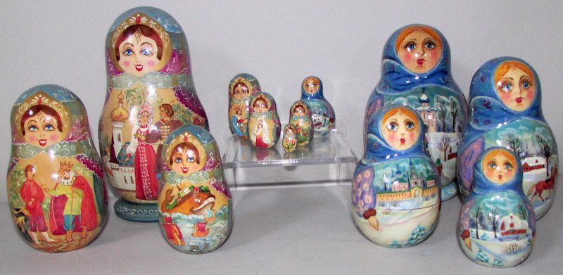 2 Russian Matryoshka Nesting Dolls (1 of 5)
