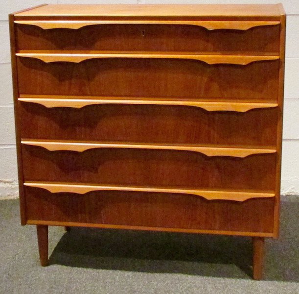 Danish Teak "Trekanten" 5 Drawer Chest (1 of 5)
