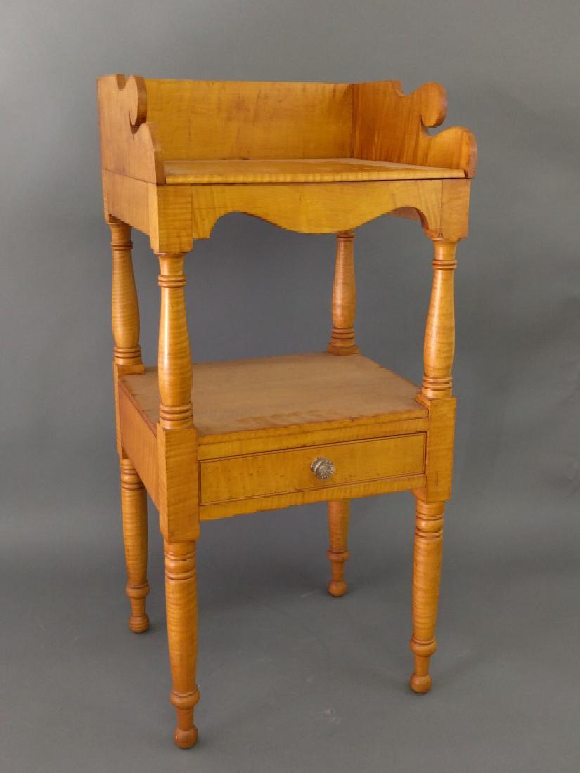 Maple washstand (1 of 1)
