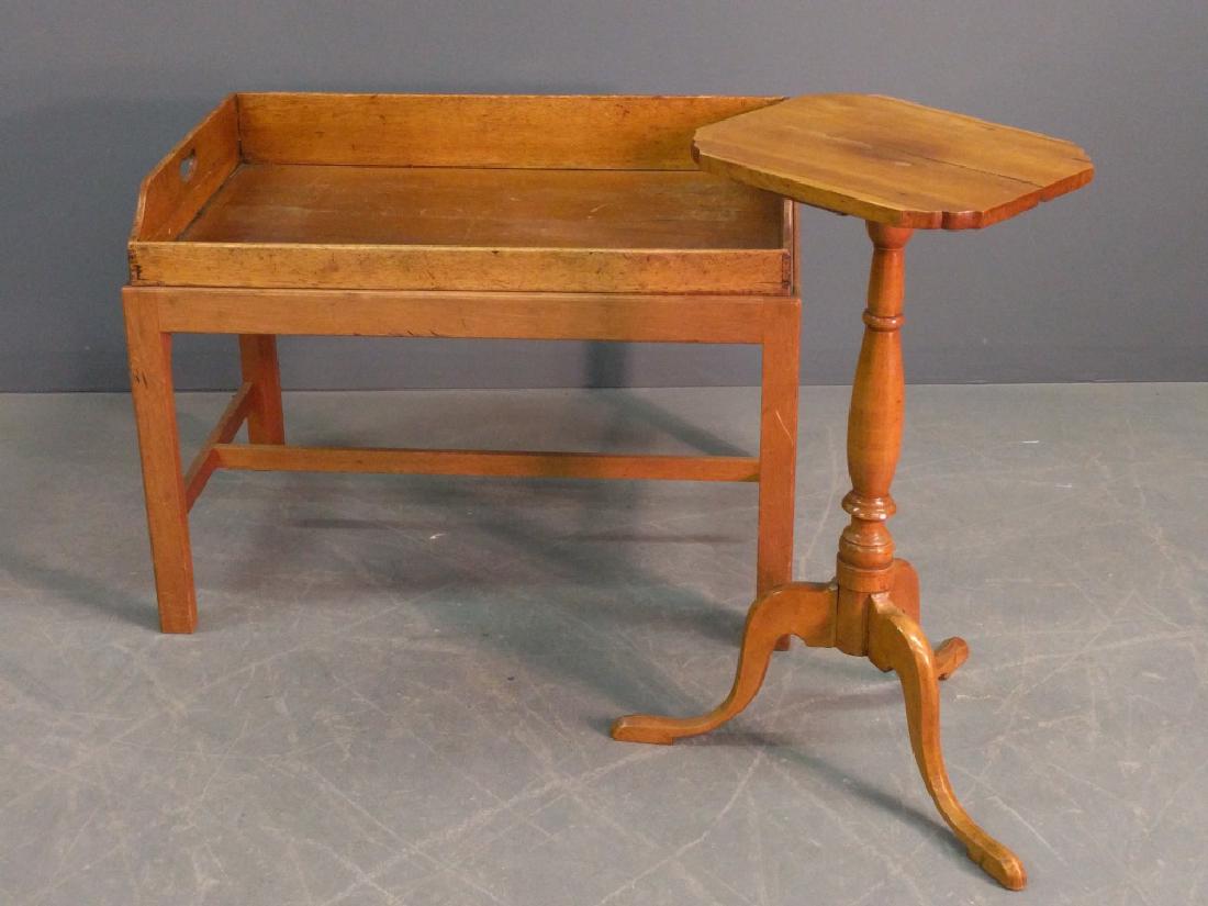 Federal candlestand (1 of 1)