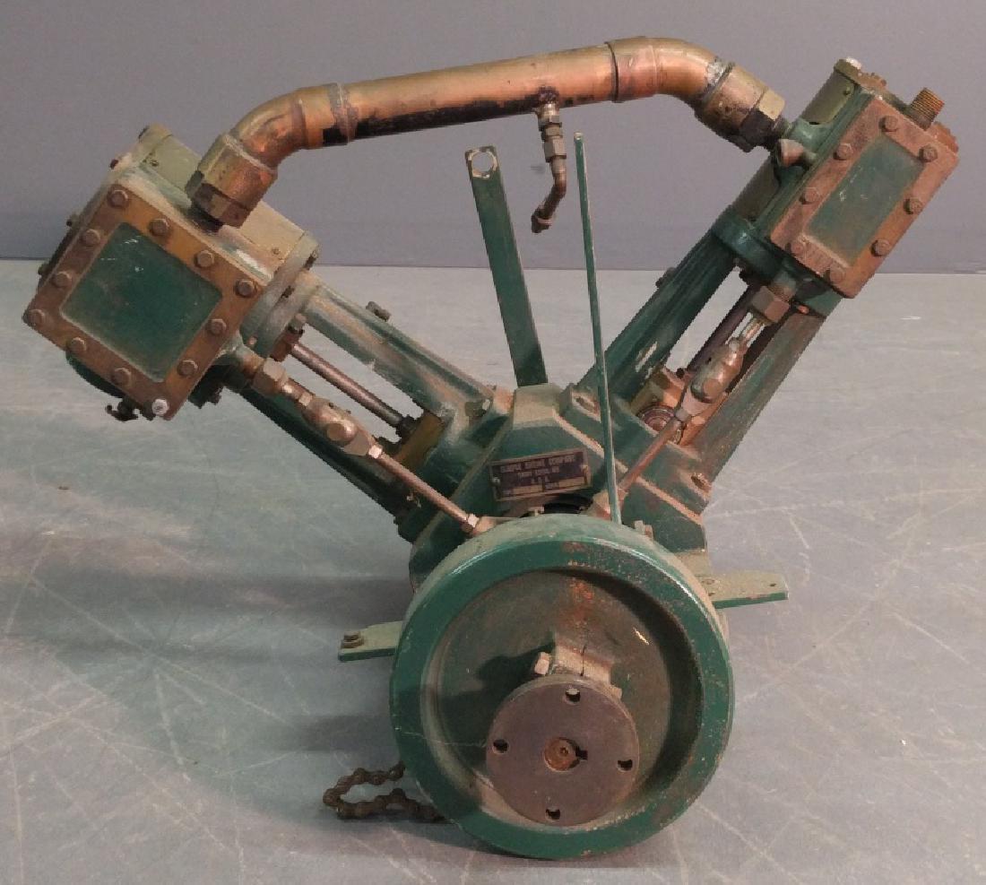 Steam engine (1 of 3)