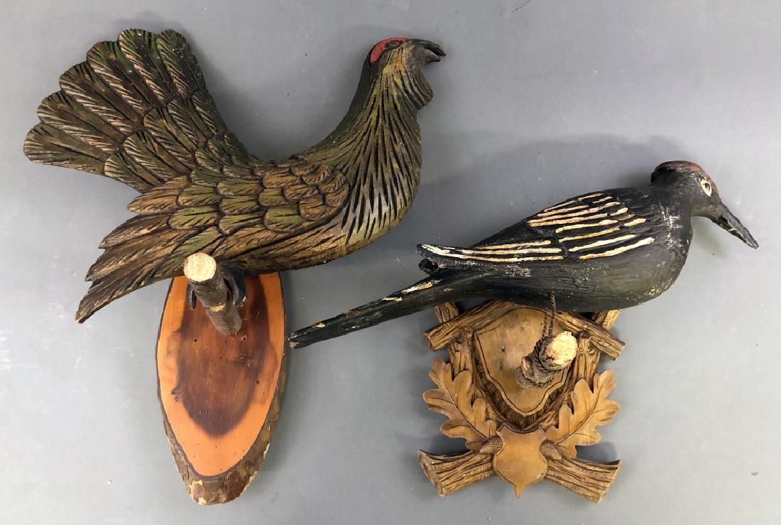 Carved Blackbird and Rooster Wall Hangers: Large Continental carved blackbird, 11"h x 17"w, together with a rooster