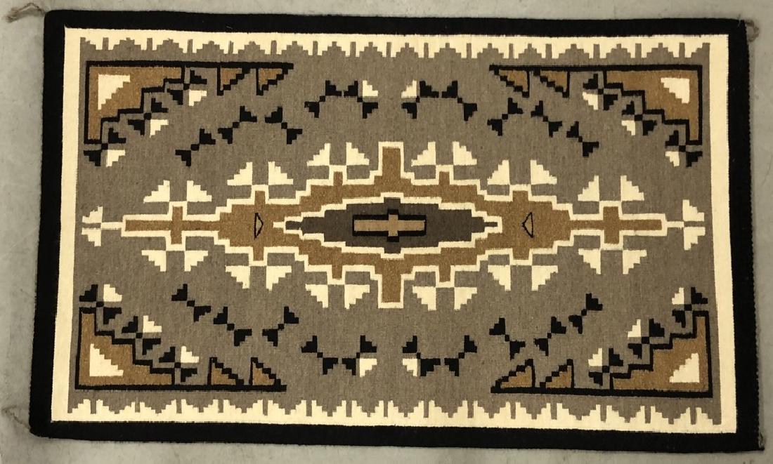 Navajo Rug "Two Grey Hills" (1 of 4)