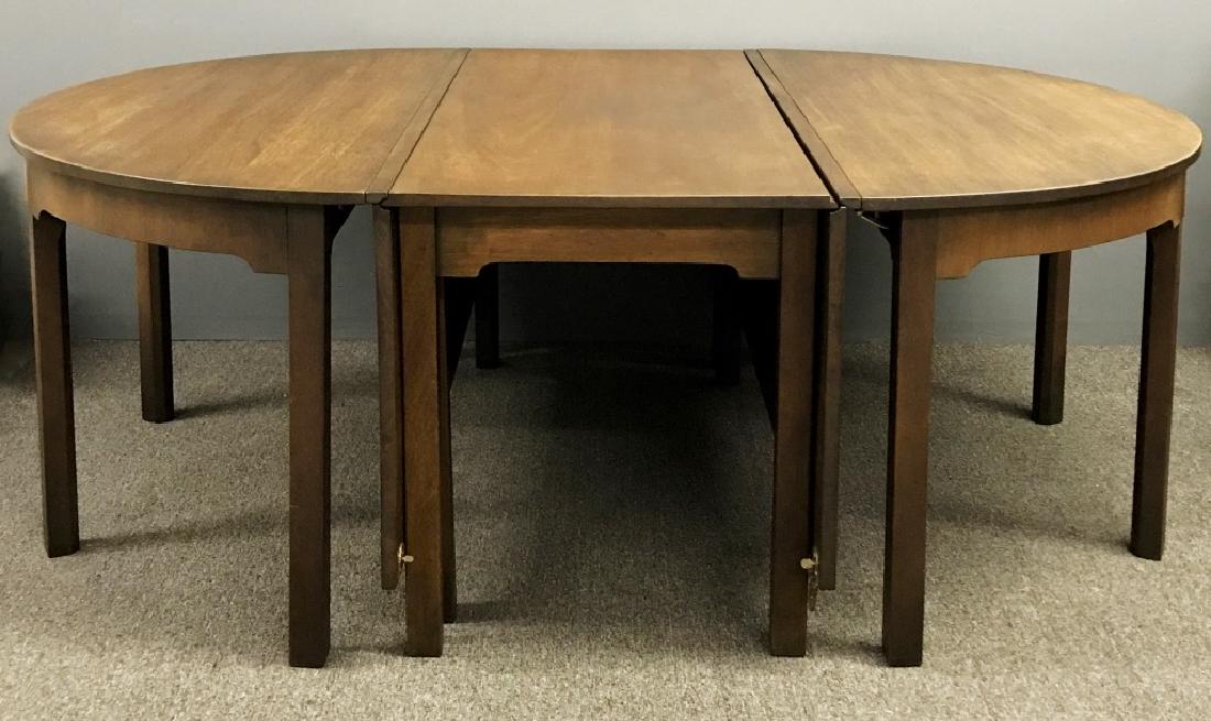 Chippendale Mahogany 3-Part Banquet Table (1 of 3)