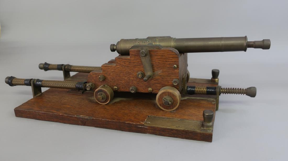 Bronze Cannon with Oak Truck (1 of 1)