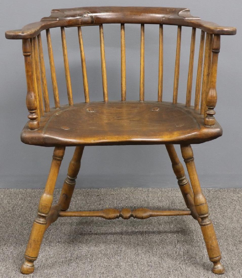 Philadelphia Low Back Windsor Armchair: Philadelphia low back Windsor armchair, 18th c., 39"h x 26"w x 16 1/2"d, seat height 17"