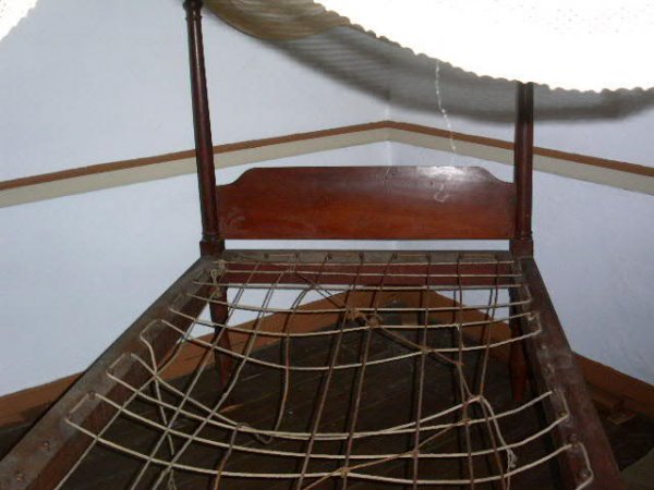 Four poster canopy bed, c.1830, rope with fabric - 2