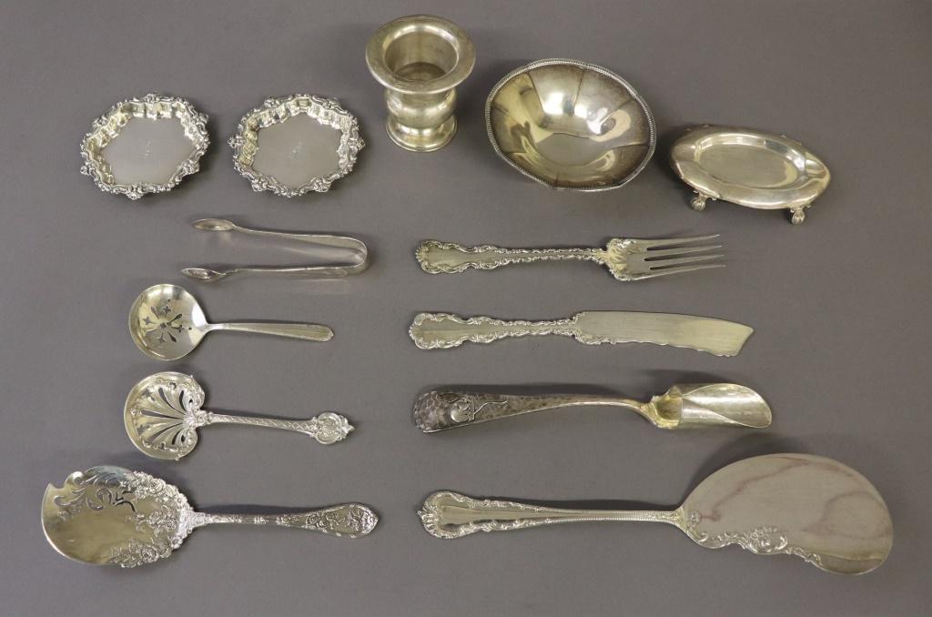 Miscellaneous Sterling Silver Tableware: Miscellaneous sterling silver tableware, 13 Troy ozs