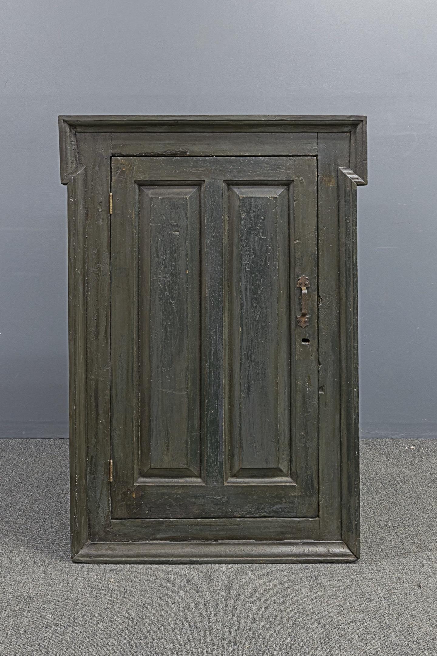 Blue/green Painted Cupboard (1 of 3)