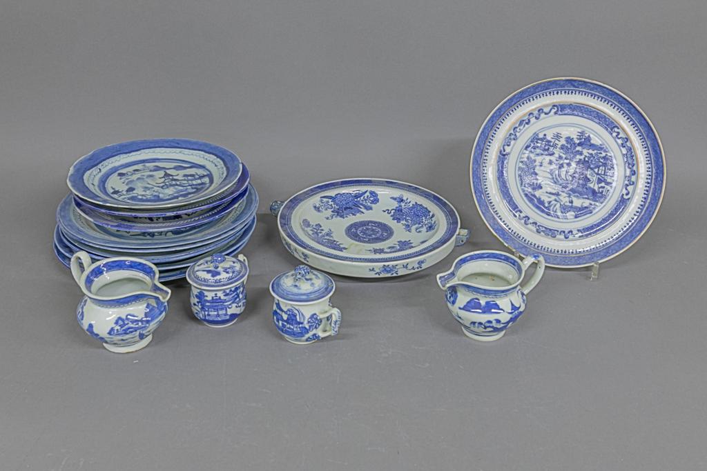 Chinese Porcelain Tableware (1 of 1)