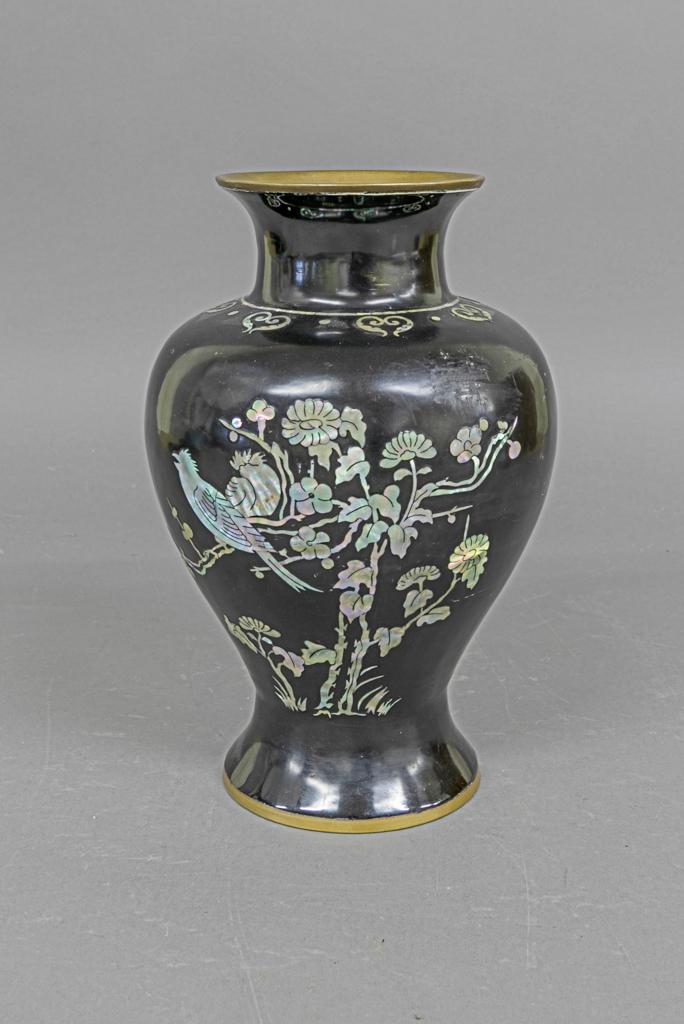 Asian Vase (1 of 2)