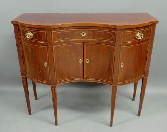 Baltimore Hepplewhite style sideboard, inlaid maho