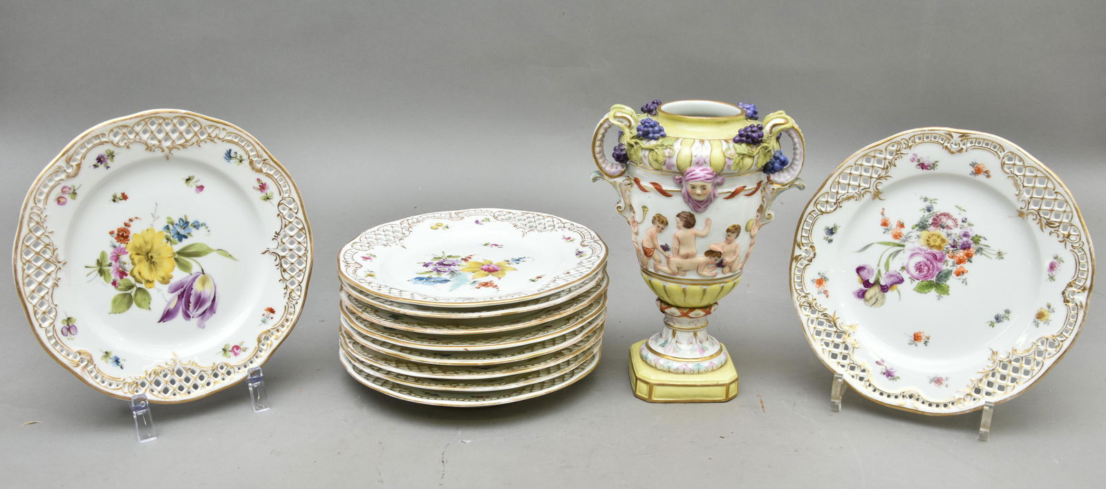 Capo-Di-Monte Vase, Plates: Capo-Di-Monte vase 9"h and ten German porcelain desert plates 8"dia