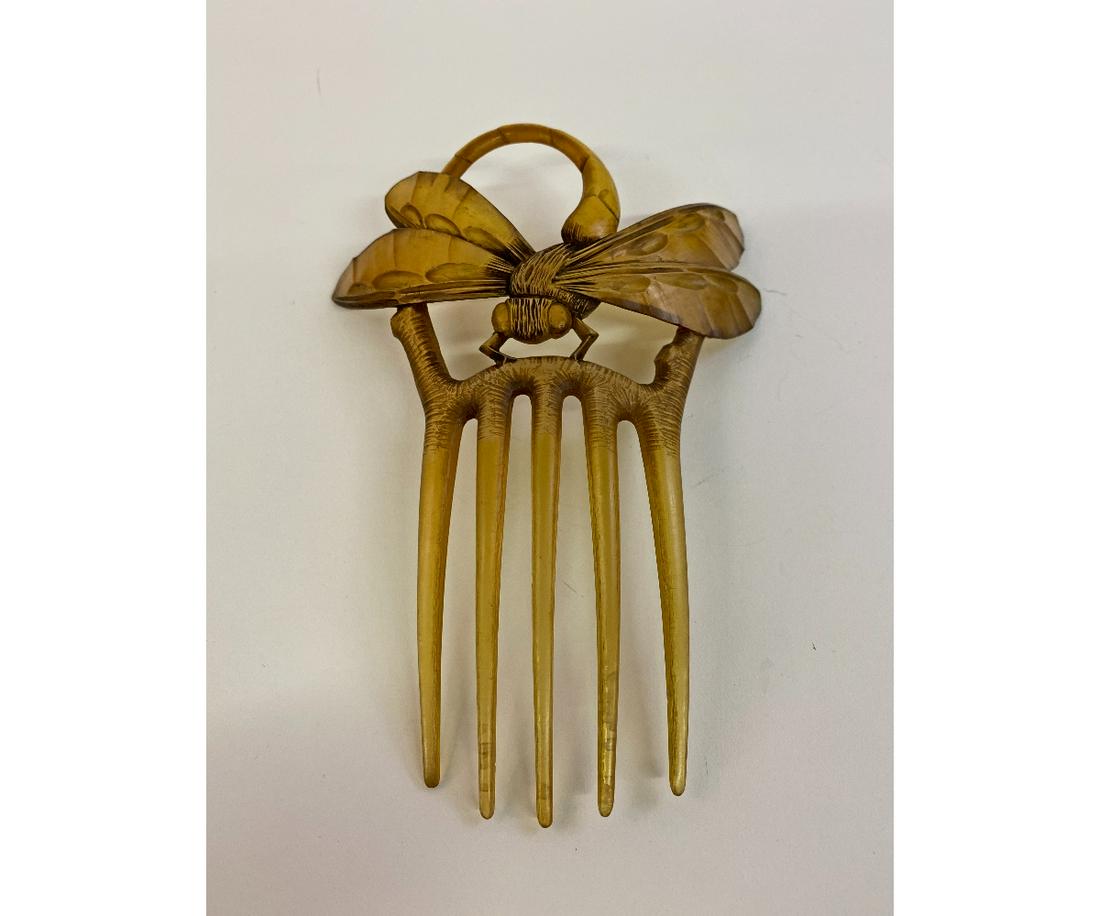 French Art Nouveau Dragonfly Hair Comb: French art nouveau hair comb in the form of a dragon fly 6"h x 4.25"w Provenance: Madeline C. Popper, Antique Jeweler,