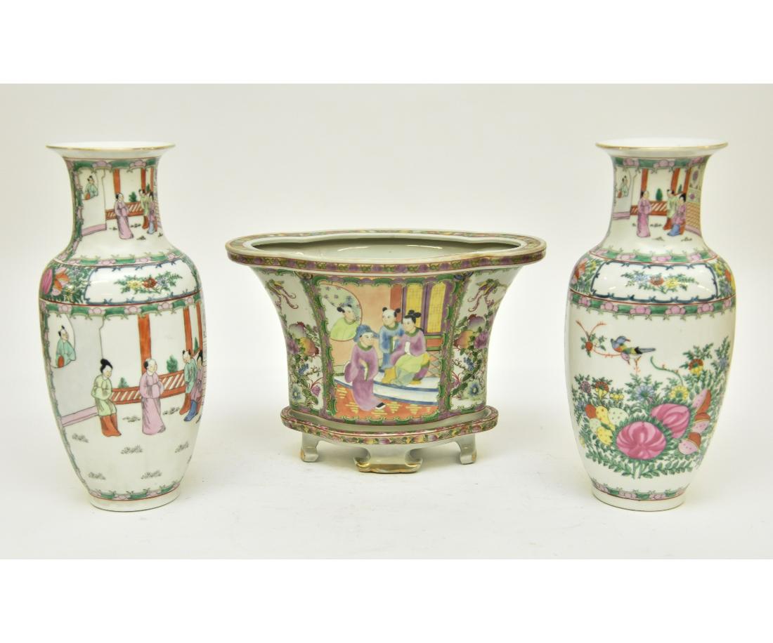 Pair of Chinese Porcelain Urns etc. (1 of 3)