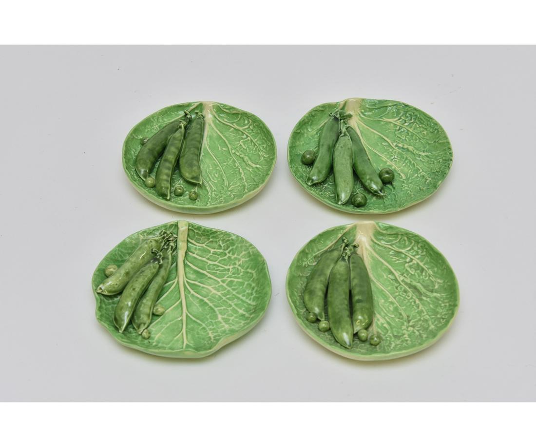 Four Dodie Thayer Lettuce Ware Pea Pod Plates (1 of 2)