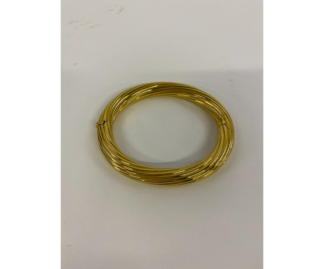 18K Gold Bangle Bracelet (1 of 4)