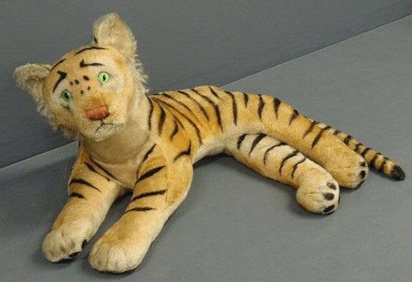 Large Steiff tiger with button. approx. 17”h.x31”l