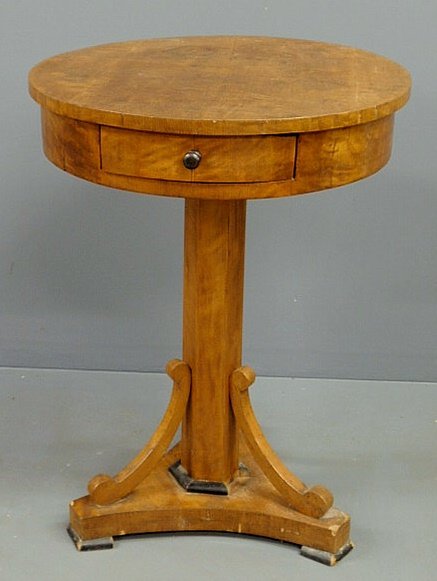 Biedermeier maple round-top table. 29"h., top 22"d: Biedermeier maple round-top table. 29"h., top 22"dia.